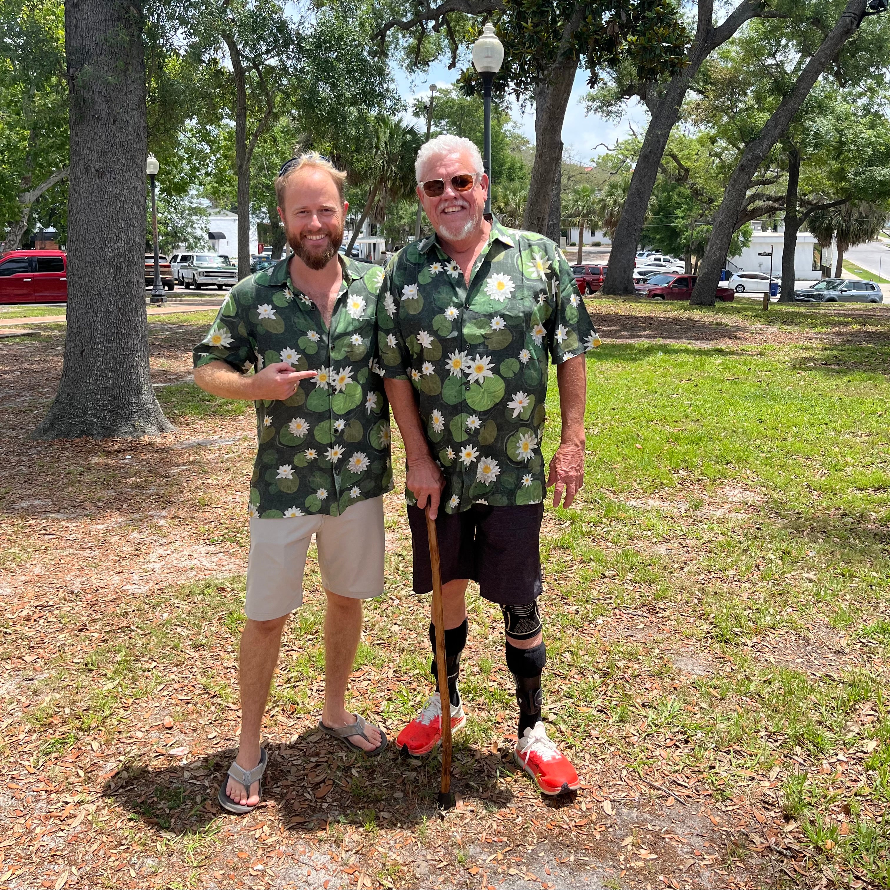 Water Lilies - Men’s Floridian Shirt